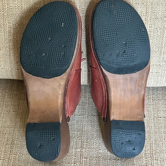 Vintage 70s-style J Crew Leather & Wood Clogs w/Bows Size 7 Women’s, Rust Brown - Picture 10 of 10